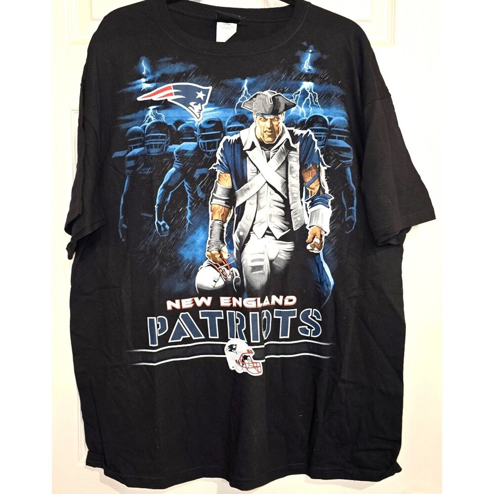 VTG Y2K New England Patriots All Over Graphic T-Shirt  NFL RARE  HTF NWT